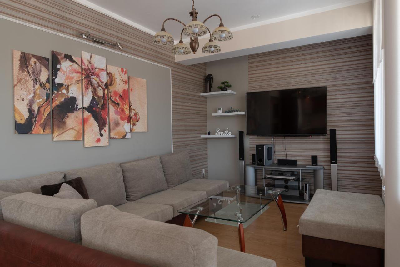 Apartment Veda Veliko Tarnovo Buitenkant foto